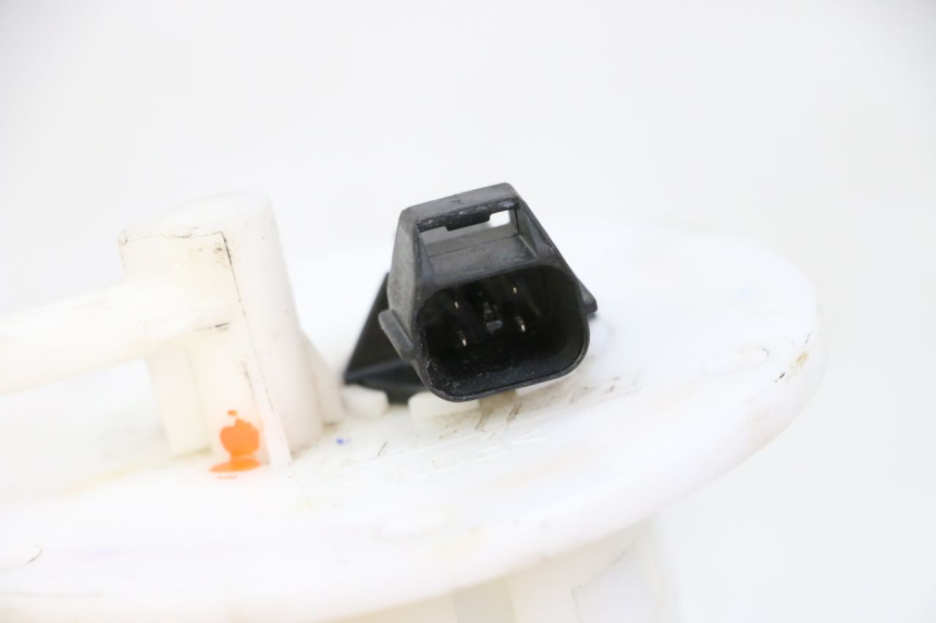 photo de BOMBA DE COMBUSTÍVEL SYM JOYMAX 125 (2010 - 2017) - Zoom do estado de desgaste