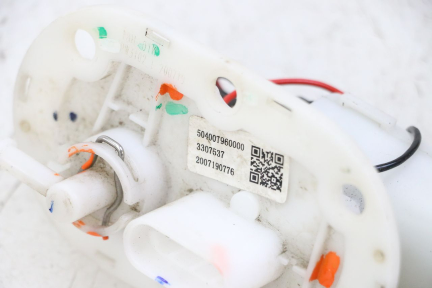 photo de BOMBA DE COMBUSTÍVEL KEEWAY K-LIGHT KLIGHT 125 (2018 - 2025) - Pontos de fixação