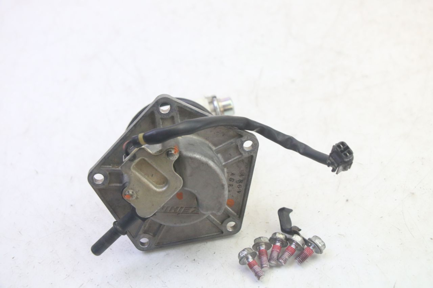 photo de BOMBA DE COMBUSTÍVEL KAWASAKI KXF KX-F 250 (2017 - 2019) - Zoom do estado de desgaste