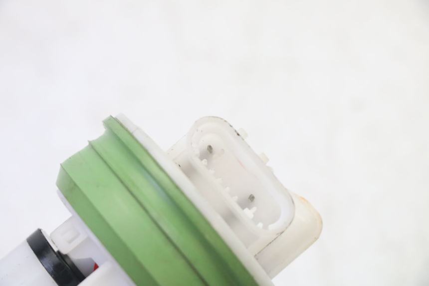 photo de BOMBA DE COMBUSTÍVEL PIAGGIO MP3 HPE 310 (2024 - 2025) - Pontos de fixação