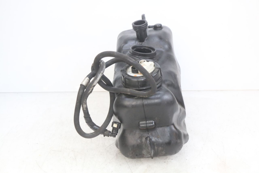 photo de BOMBA DE COMBUSTÍVEL PIAGGIO MP3 LT 400 (2007 - 2012) - Estado da superfície