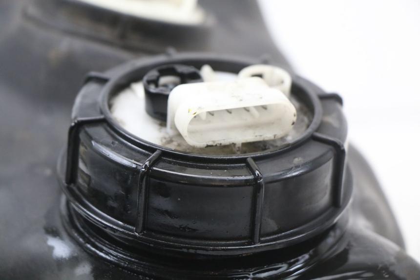 photo de BOMBA DE COMBUSTÍVEL PIAGGIO MP3 LT 400 (2007 - 2012) - Pontos de fixação
