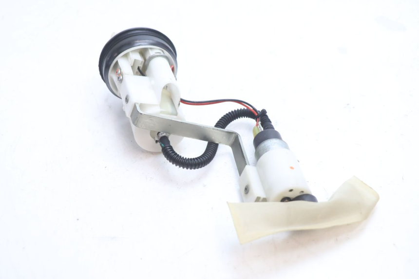 photo de BOMBA DE COMBUSTÍVEL PIAGGIO MP3 LT 300 (2010 - 2016) - Estado da superfície