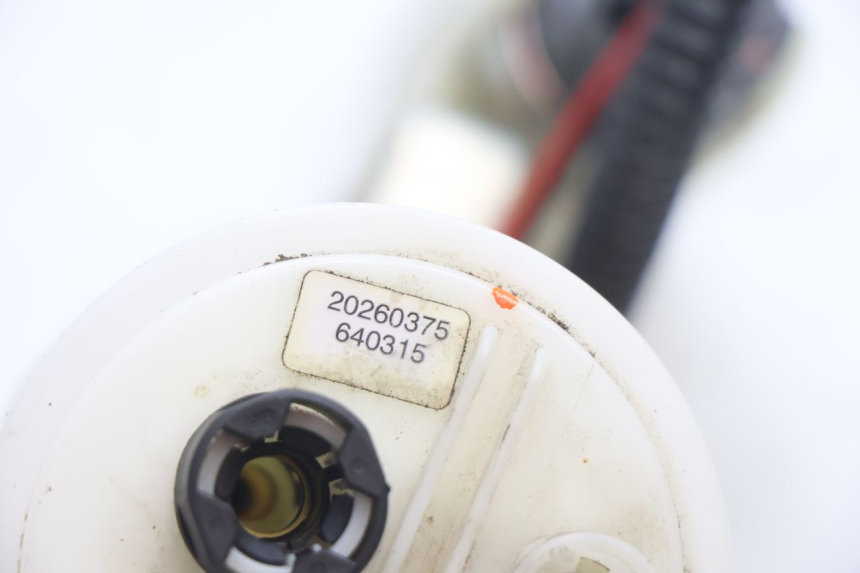 photo de BOMBA DE COMBUSTÍVEL PIAGGIO MP3 LT 400 (2007 - 2012) - Estado da superfície