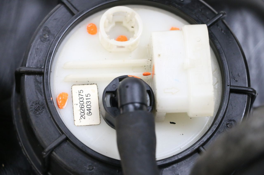 photo de BOMBA DE COMBUSTÍVEL PIAGGIO MP3 500 (2011 - 2015) - Outro ângulo de visão
