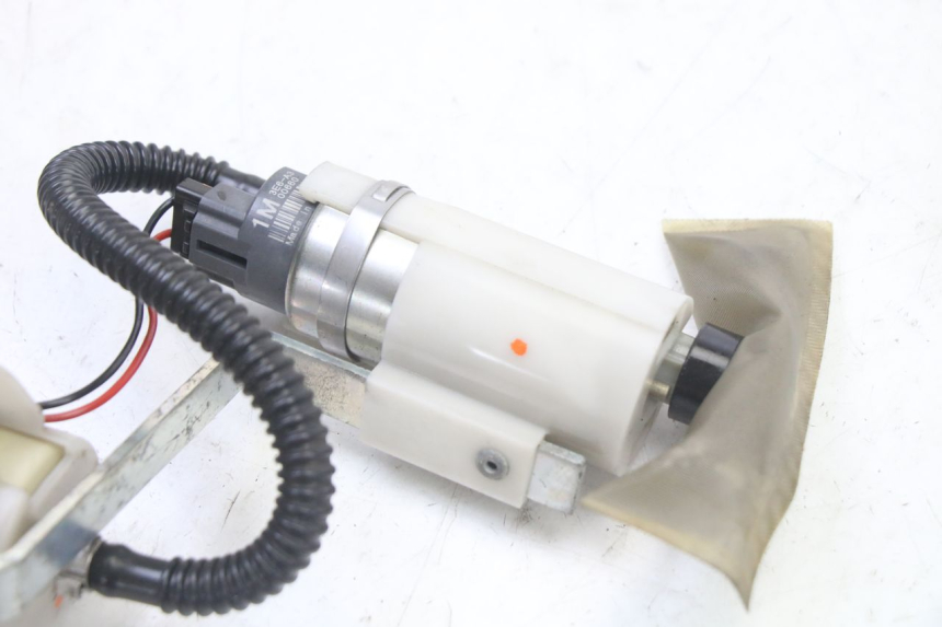 photo de BOMBA DE COMBUSTÍVEL PIAGGIO MP3 500 (2011 - 2015) - Pontos de fixação