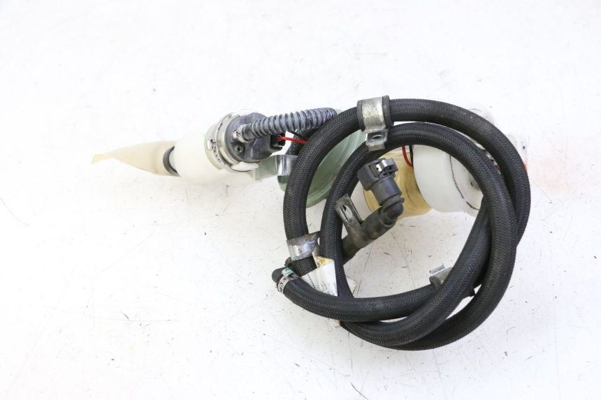 photo de BOMBA DE COMBUSTÍVEL PIAGGIO MP3 500 (2014 - 2017) - Vista de perto
