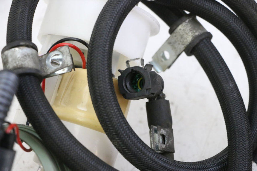 photo de BOMBA DE COMBUSTÍVEL PIAGGIO MP3 500 (2014 - 2017) - Outro ângulo de visão