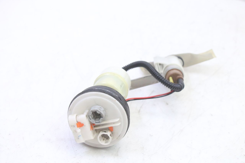 photo de BOMBA DE COMBUSTÍVEL PIAGGIO MP3 RL 250 (2006 - 2010) - Pontos de fixação
