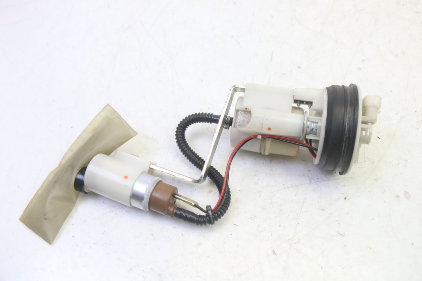photo de BOMBA DE COMBUSTÍVEL PIAGGIO MP3 RL 250 (2006 - 2010) - Zoom do estado de desgaste