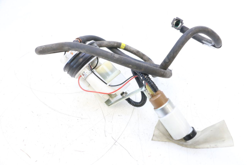 photo de BOMBA DE COMBUSTÍVEL PIAGGIO MP3 RL 250 (2006 - 2010) - Estado da superfície