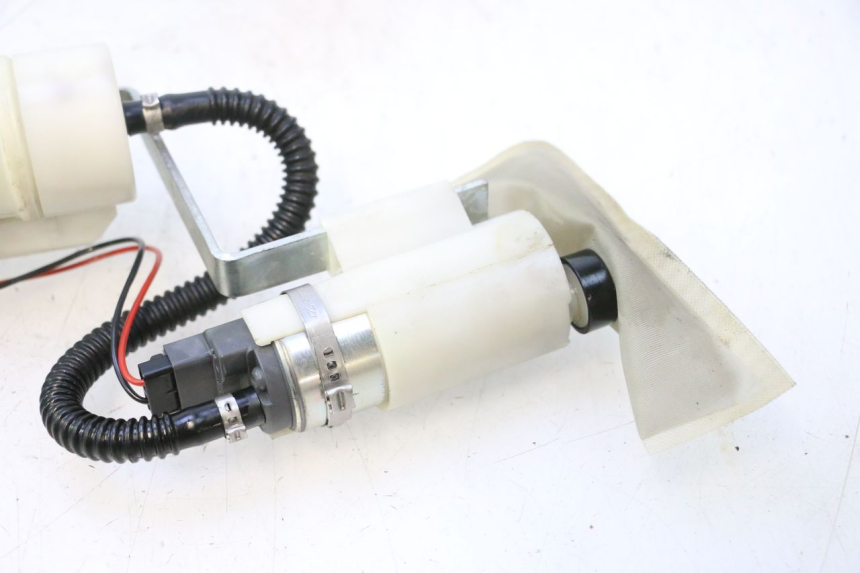 photo de BOMBA DE COMBUSTÍVEL PIAGGIO MP3 500 (2011 - 2015) - Detalhes característicos
