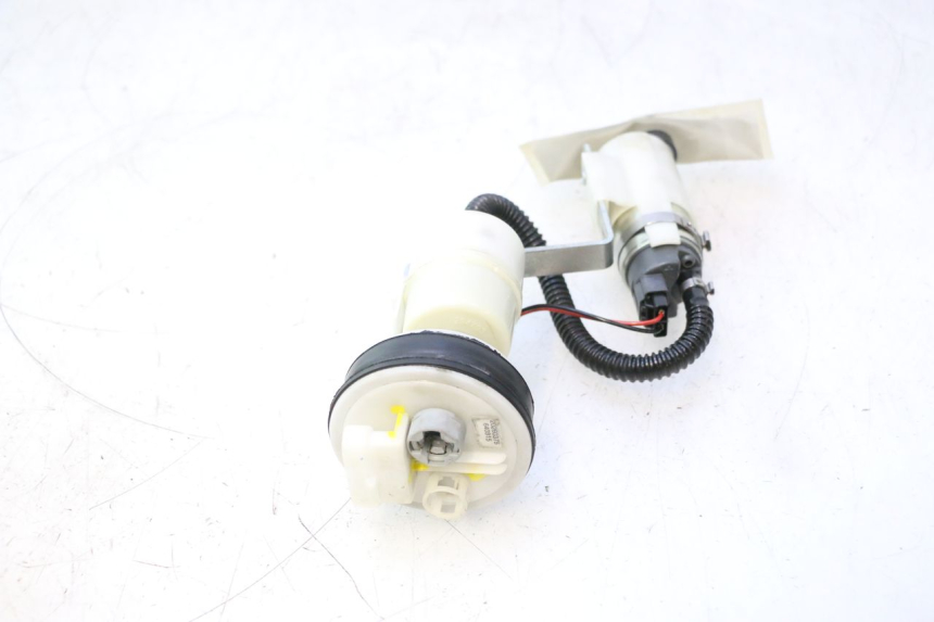 photo de BOMBA DE COMBUSTÍVEL PIAGGIO MP3 500 (2011 - 2015) - Vista de perto