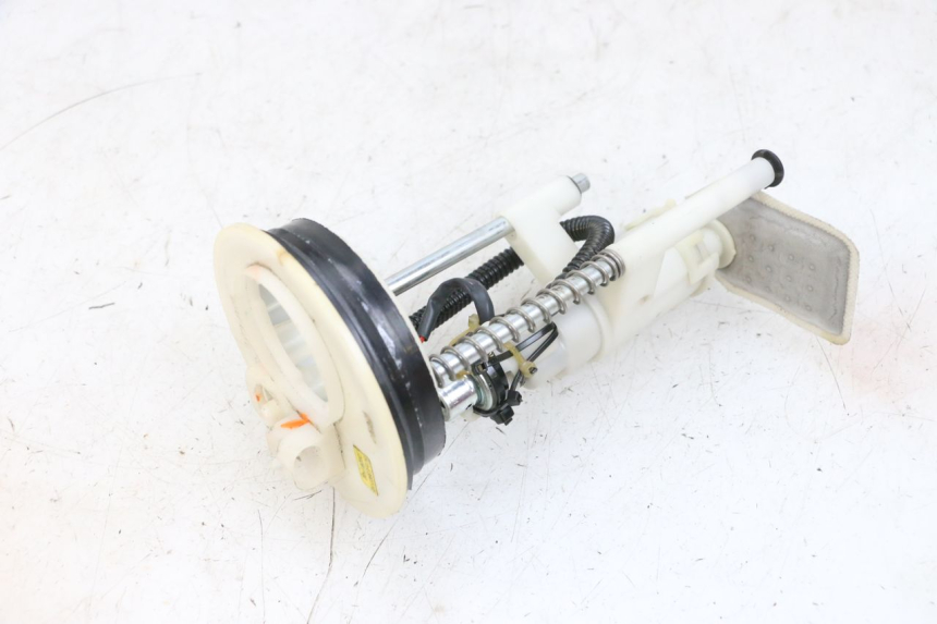photo de BOMBA DE COMBUSTÍVEL YAMAHA NEOS NEO'S 4T 50 (2008 - 2016) - Outro ângulo de visão