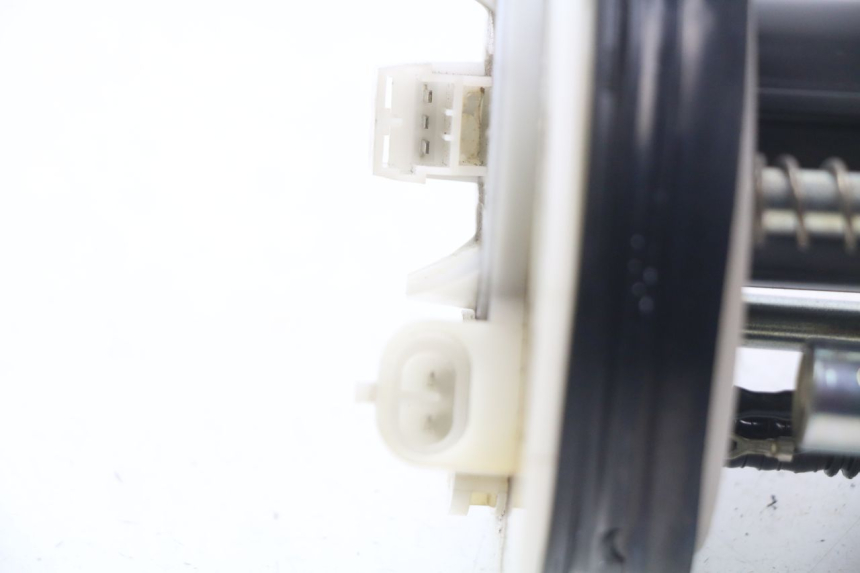 photo de BOMBA DE COMBUSTÍVEL MBK OVETTO 4T 50 (2008 - 2016) - Detalhe da peça