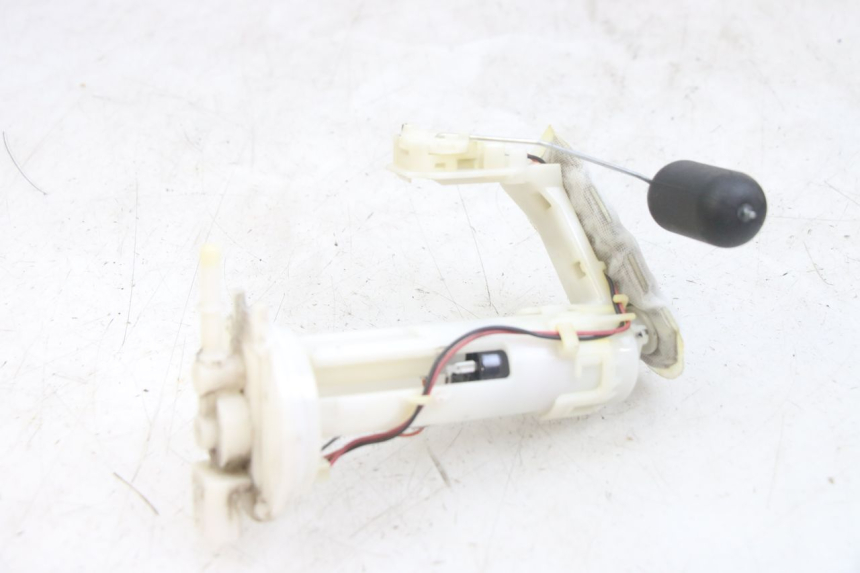 photo de BOMBA DE COMBUSTÍVEL HONDA PCX (JF47) 125 (2012 - 2013) - Pontos de fixação