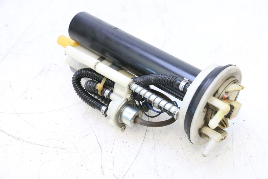 photo de BOMBA DE COMBUSTÍVEL PEUGEOT SATELIS COMPRESSOR K15 125 (2006 - 2009) - Estado da superfície
