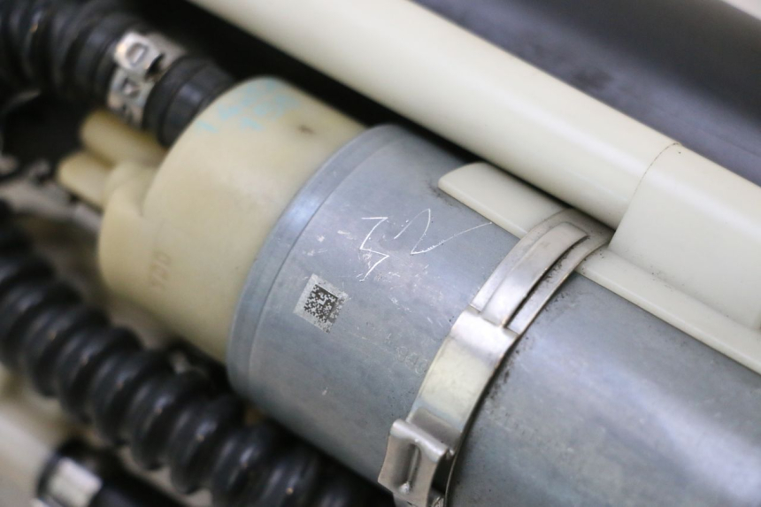 photo de BOMBA DE COMBUSTÍVEL PEUGEOT SATELIS COMPRESSOR K15 125 (2006 - 2009) - Peça verificada