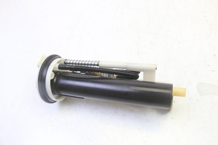 photo de BOMBA DE COMBUSTÍVEL PEUGEOT SATELIS 125 (2010 - 2012) - Pontos de fixação