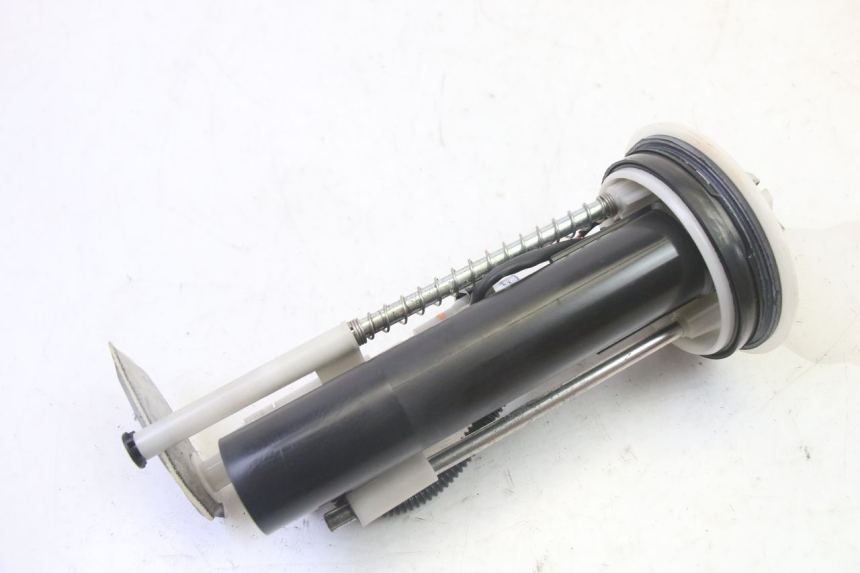 photo de BOMBA DE COMBUSTÍVEL YAMAHA X-MAX XMAX 125 (2010 - 2013) - Outro ângulo de visão