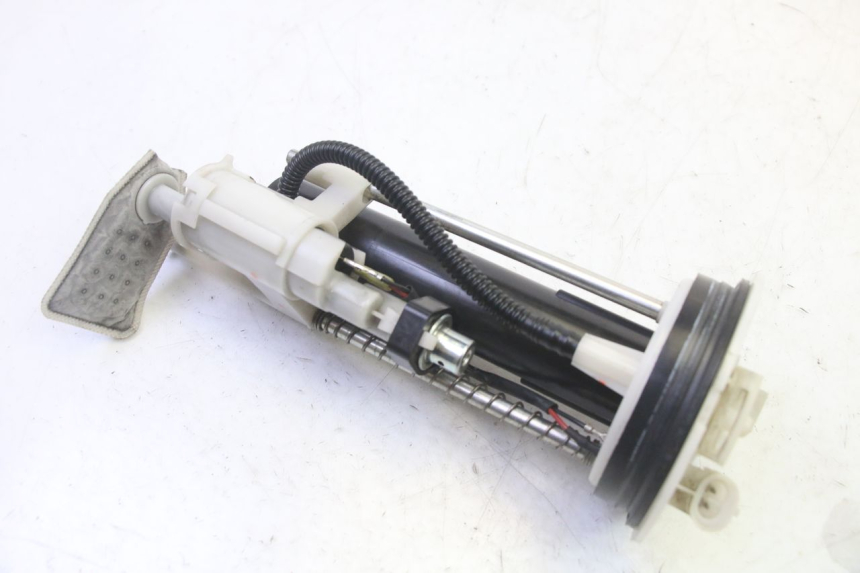 photo de BOMBA DE COMBUSTÍVEL YAMAHA X-MAX XMAX 125 (2010 - 2013) - Zoom do estado de desgaste