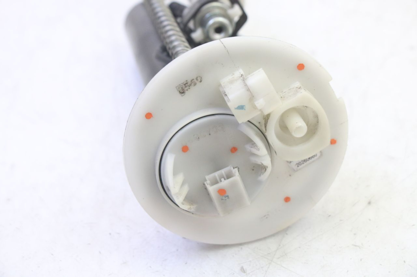 photo de BOMBA DE COMBUSTÍVEL YAMAHA X-MAX XMAX 125 (2010 - 2013) - Ampliação técnica