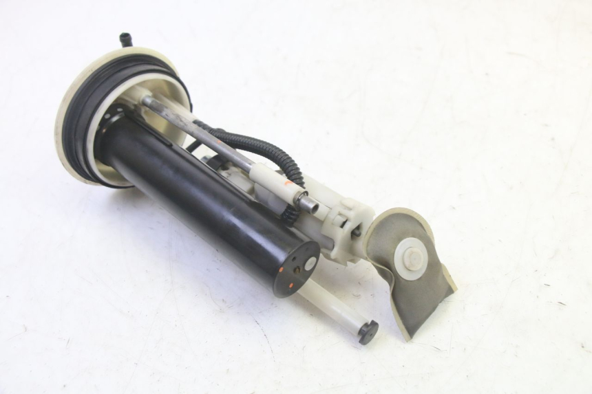 photo de BOMBA DE COMBUSTÍVEL YAMAHA X-MAX XMAX 250 (2006 - 2009) - Estado da superfície