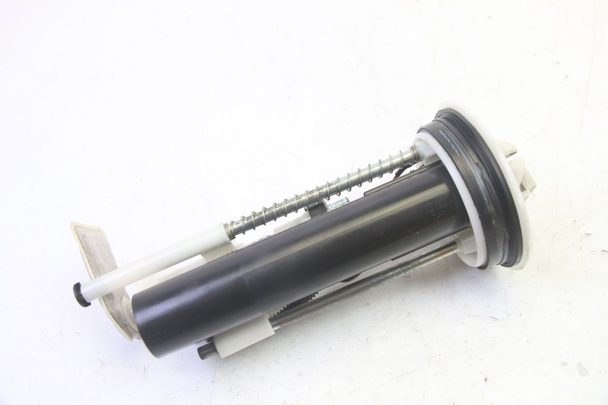 photo de BOMBA DE COMBUSTÍVEL YAMAHA X-MAX XMAX 125 (2010 - 2013) - Zoom do estado de desgaste