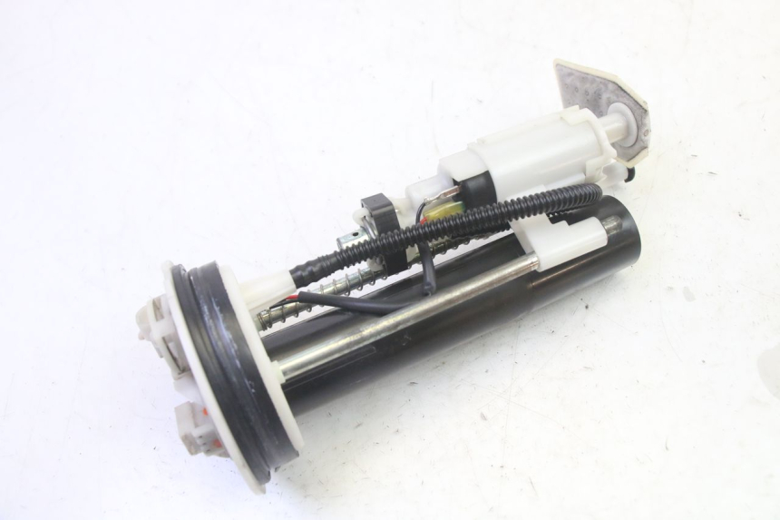 photo de BOMBA DE COMBUSTÍVEL YAMAHA X-MAX XMAX 125 (2010 - 2013) - Outro ângulo de visão