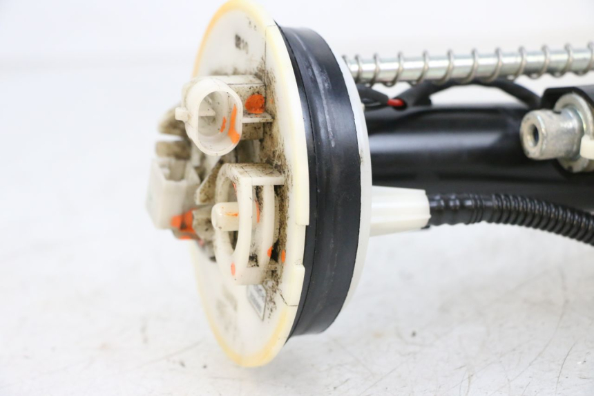 photo de BOMBA DE COMBUSTÍVEL YAMAHA X-MAX XMAX 125 (2010 - 2013) - Estado da superfície