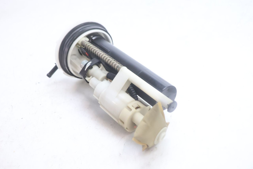 photo de BOMBA DE COMBUSTÍVEL YAMAHA XMAX X-MAX 125 (2006 - 2009) - Pontos de fixação