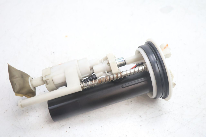 photo de BOMBA DE COMBUSTÍVEL YAMAHA XMAX X-MAX 125 (2006 - 2009) - Zoom do estado de desgaste