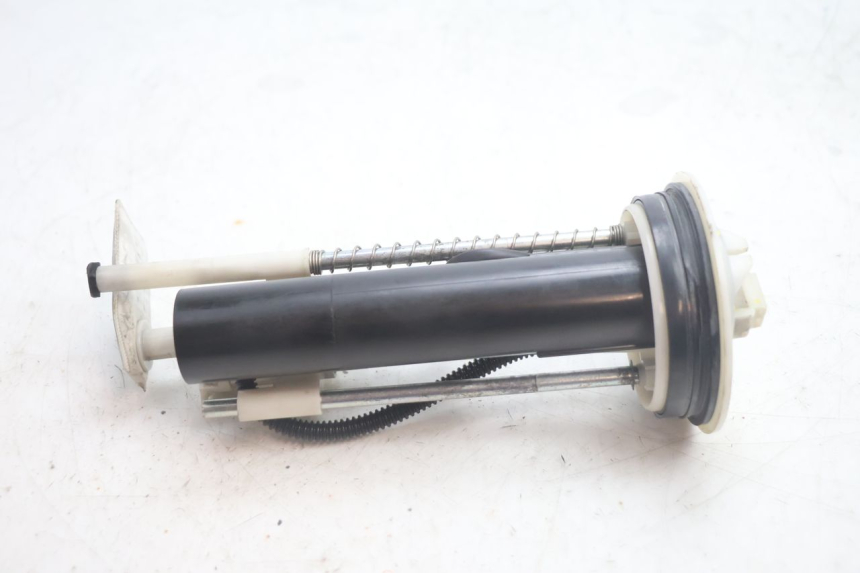 photo de BOMBA DE COMBUSTÍVEL YAMAHA X-MAX XMAX 125 (2010 - 2013) - Zoom do estado de desgaste