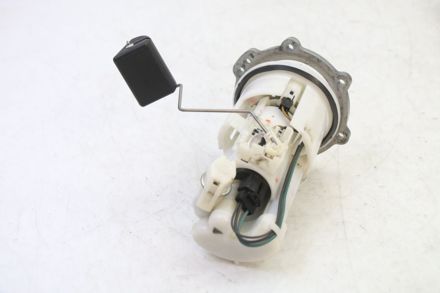 photo de BOMBA DE COMBUSTÍVEL YAMAHA XJ6 ABS 600 (2008 - 2016) - Pontos de fixação