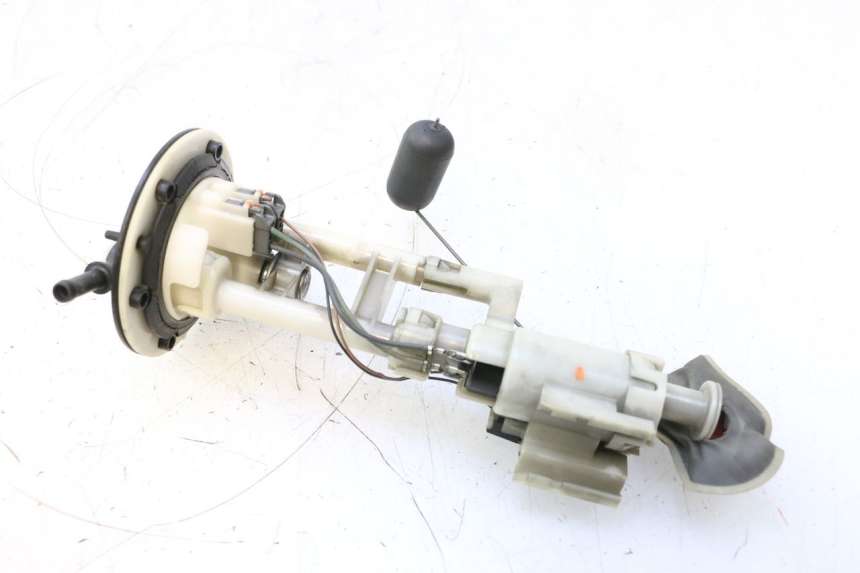 photo de BOMBA DE COMBUSTÍVEL YAMAHA XP T-MAX ABS 500 (2005 - 2005) - Outro ângulo de visão