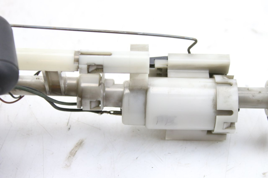photo de BOMBA DE COMBUSTÍVEL YAMAHA XP T-MAX TMAX ABS 500 (2004 - 2007) - Detalhe da peça