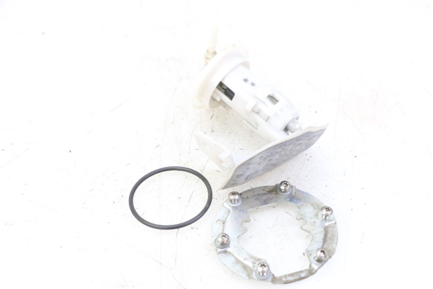 photo de BOMBA DE COMBUSTÍVEL PIAGGIO ZIP 4T 50 (2018 - 2020) - Pontos de fixação