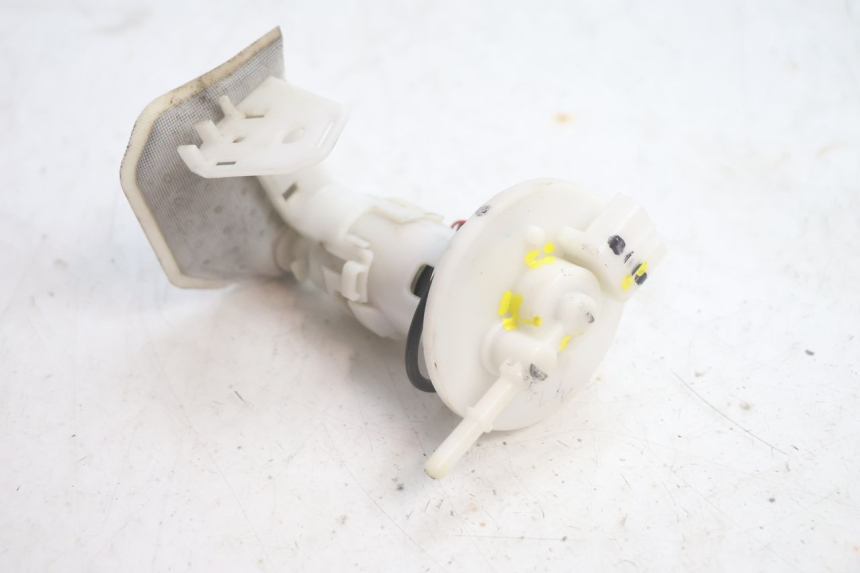 photo de Bomba de combustível PIAGGIO ZIP IGET 4T 50 (2021 - 2023) - Zoom do estado de desgaste
