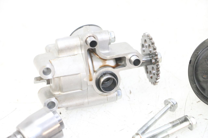 photo de BOMBA DE ÓLEO HONDA CB R 1000 (2018 - 2023) - Vista geral