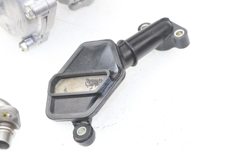 photo de BOMBA DE ÓLEO YAMAHA FZ8 800 (2010 - 2016) - Marcações e referências
