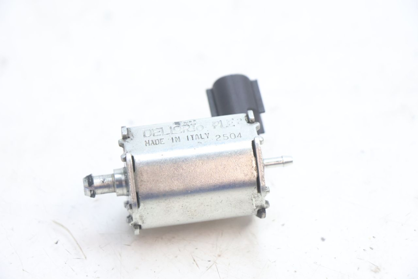 photo de BOMBA DE ÓLEO PEUGEOT LUDIX ONE 14P 50 (2004 - 2013) - Outro ângulo de visão