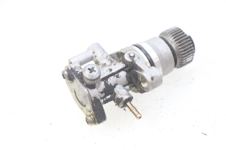 photo de BOMBA DE ÓLEO TNT MOTOR OTTO 2T 50 (2012 - 2018) - Zoom do estado de desgaste