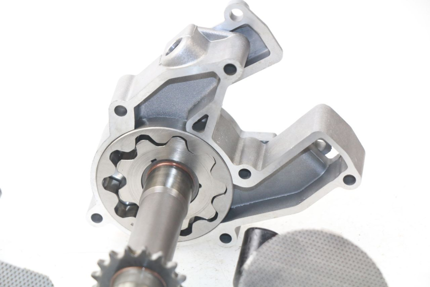 photo de BOMBA DE ÓLEO BMW R GS 1150 (1999 - 2004) - Outro ângulo de visão