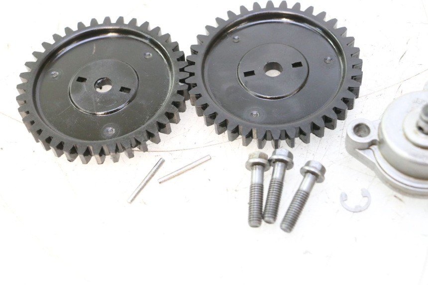 photo de BOMBA DE ÓLEO PEUGEOT SATELIS 125 (2006 - 2009) - Pontos de fixação