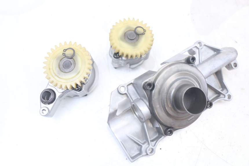 photo de BOMBA DE ÓLEO YAMAHA TDM ABS 900 (2002 - 2014) - Detalhe da peça