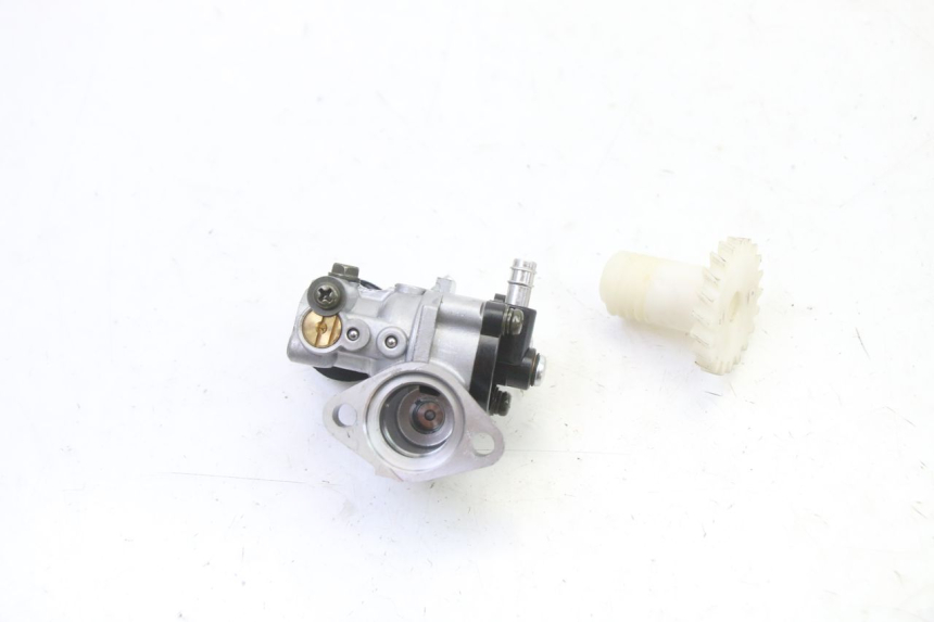 photo de BOMBA DE ÓLEO YAMAHA TDR DELTABOX 125 (1997 - 2003) - Outro ângulo de visão