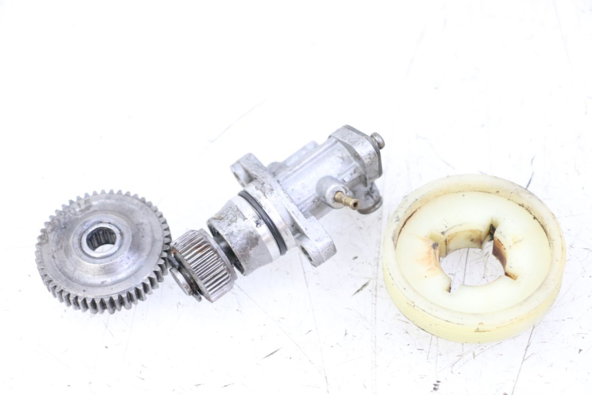 photo de BOMBA DE ÓLEO TNT MOTOR ROMA 10' 2T 50 (2011 - 2018) - Zoom do estado de desgaste