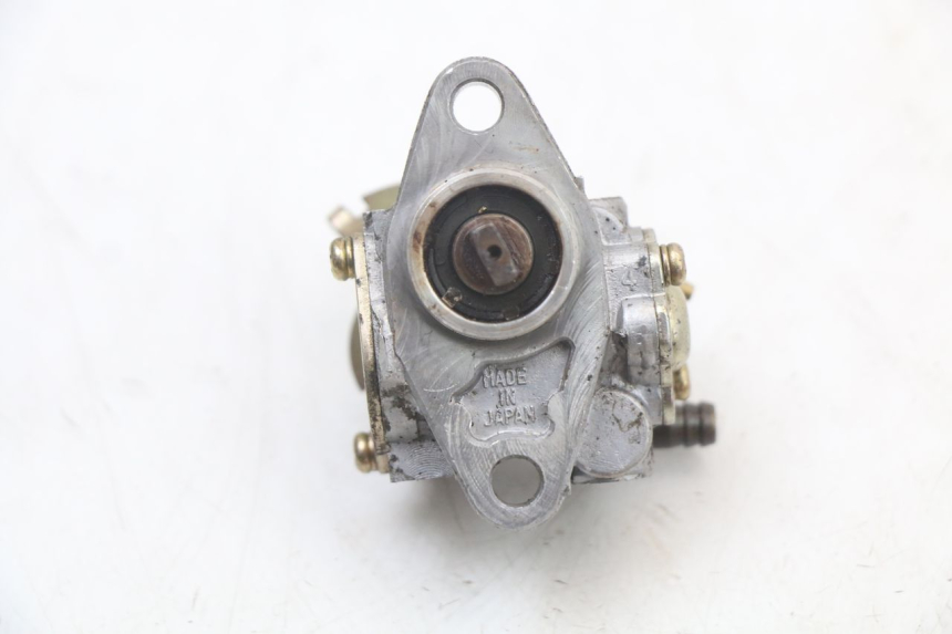 photo de BOMBA DE ÓLEO PIAGGIO TYPHOON 80 (1994 - 1997) - Pontos de fixação