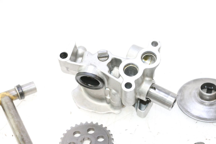 photo de BOMBA DE ÓLEO HONDA XRV AFRICA TWIN 750 (1990 - 1992) - Pontos de fixação