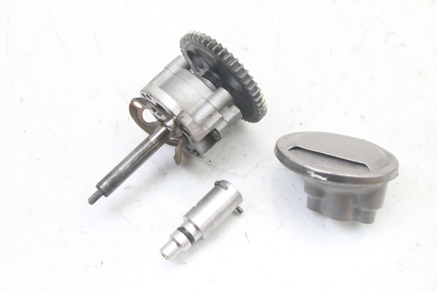 photo de BOMBA DE ÓLEO YAMAHA FZS FAZER 600 (2001 - 2003) - Detalhe da peça